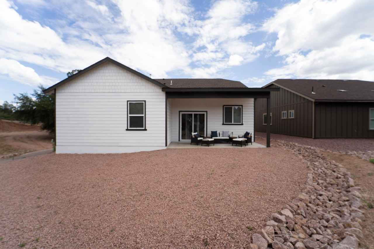 204 S Thunder Mtn - Photo 3 of 20
