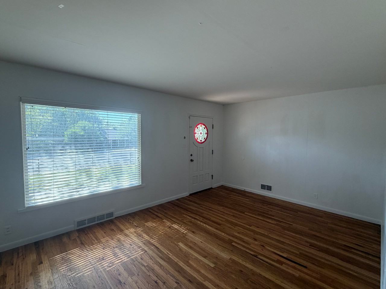 3757 S St - Photo 2 of 17