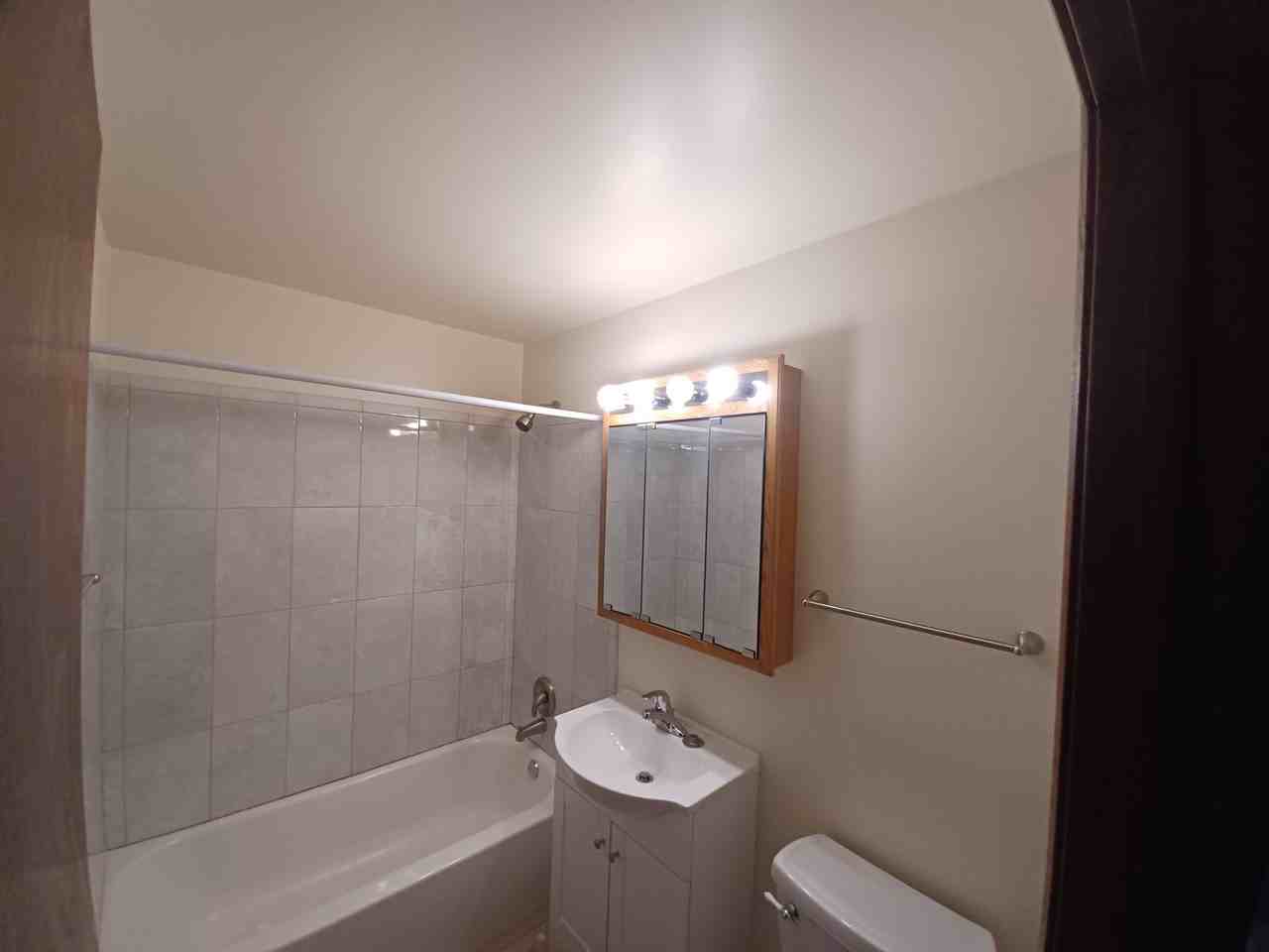 1824 N Goodwin Dr #2A - Photo 2 of 5