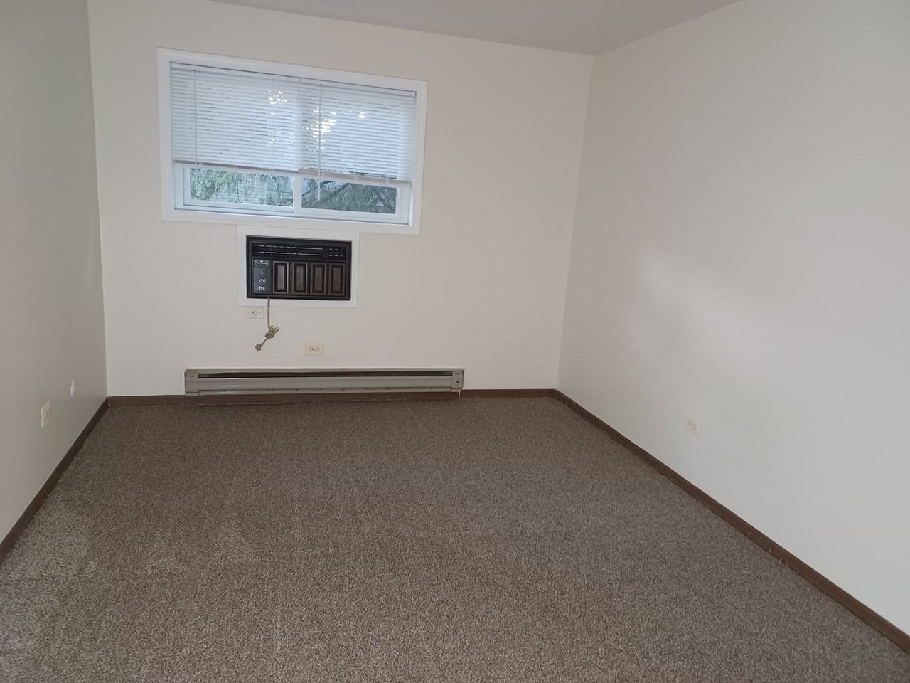 1824 N Goodwin Dr #2A - Photo 3 of 5