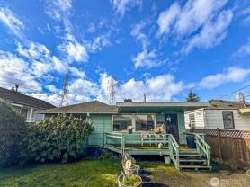 4942 Beacon Ave S - Photo 1 of 1