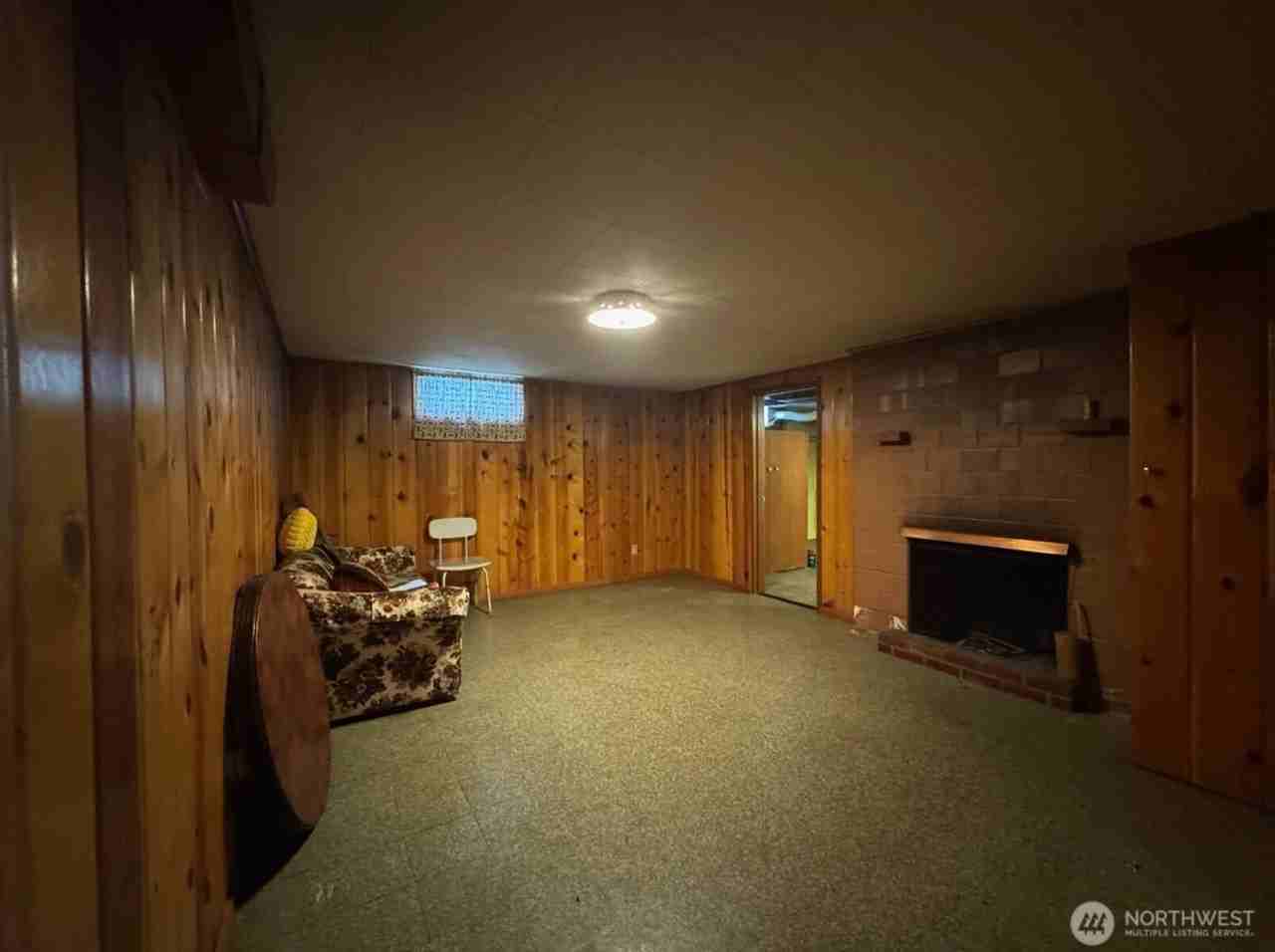 4942 Beacon Ave S - Photo 2 of 15