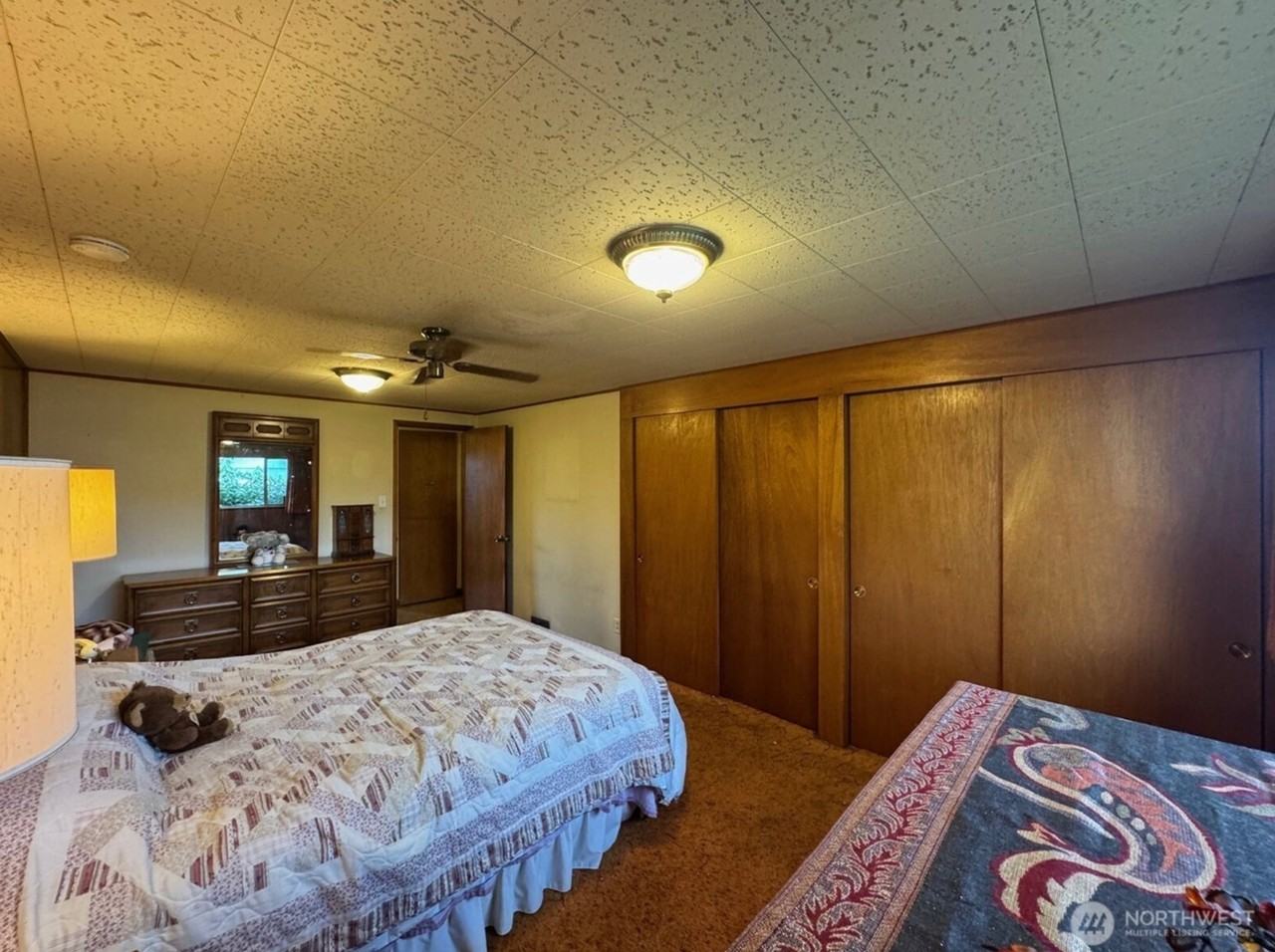 4942 Beacon Ave S - Photo 6 of 15