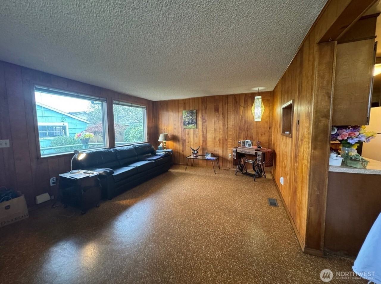 4942 Beacon Ave S - Photo 7 of 15