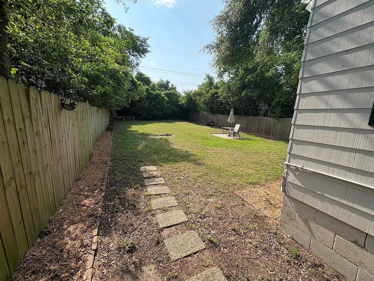 1527 Schley St - Photo 2 of 12
