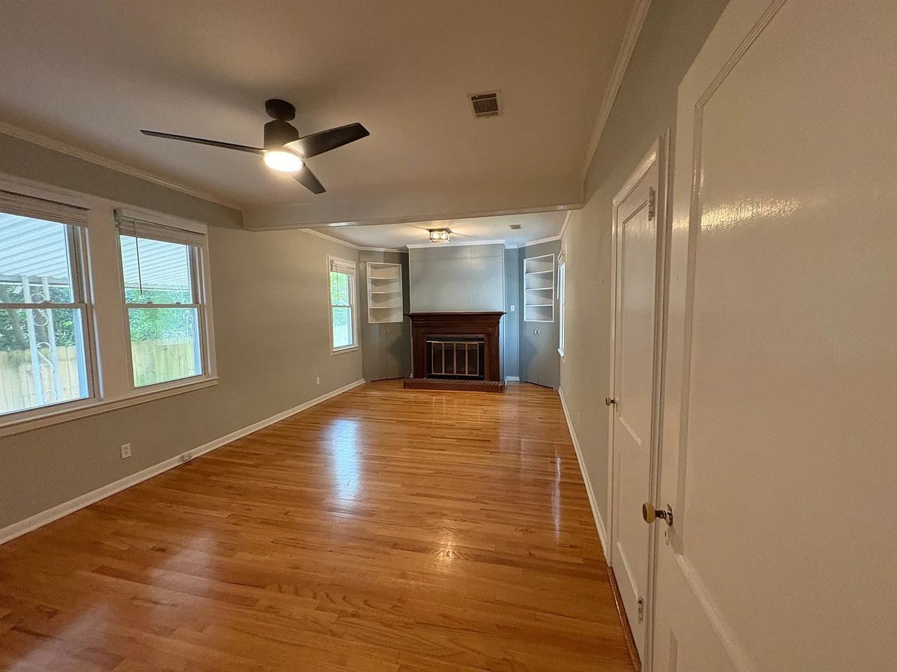 1527 Schley St - Photo 4 of 12
