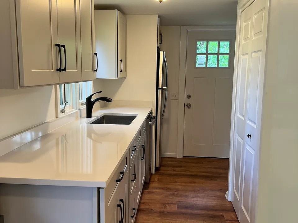 2 Wales Dr - Photo 6 of 8