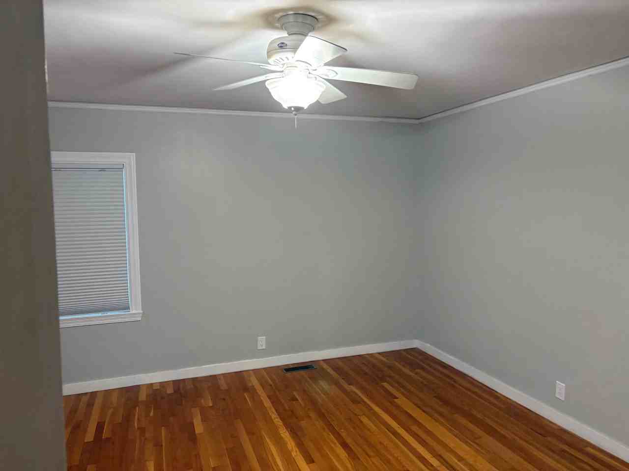 97 Rankin Ave - Photo 4 of 10