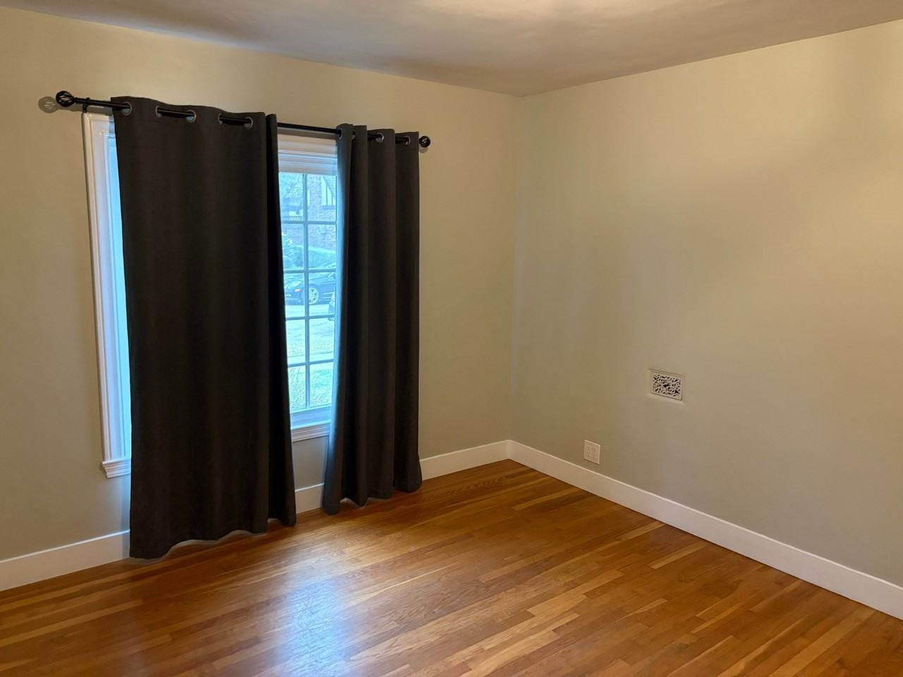 97 Rankin Ave - Photo 6 of 10