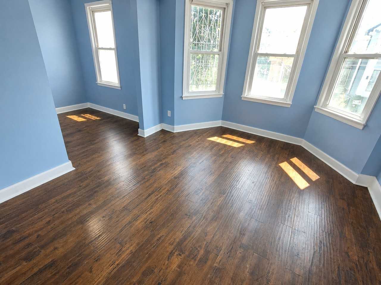 313 S 19th St #2 - Photo 2 of 8