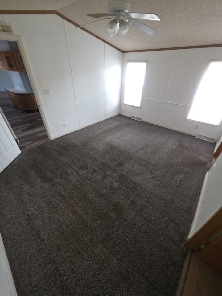 905 W 37th Ave #6 - Photo 6 of 13