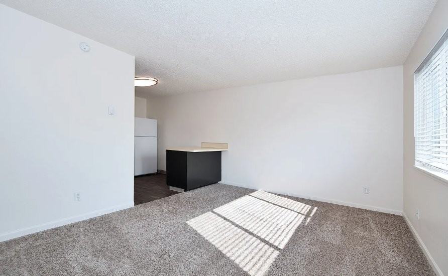 3027 Se 20th Ave #3027 - Photo 5 of 10