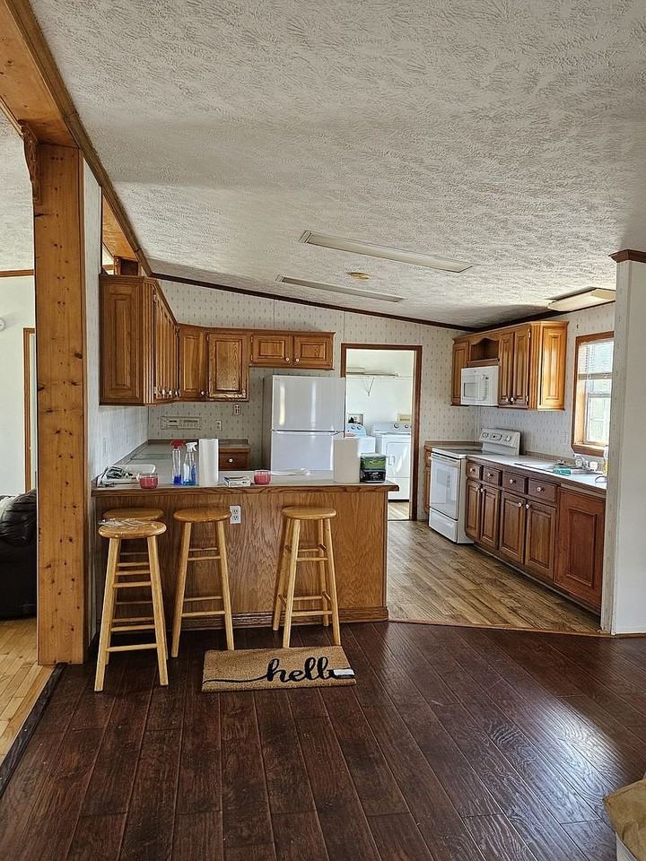 188 Ross Rd - Photo 5 of 20