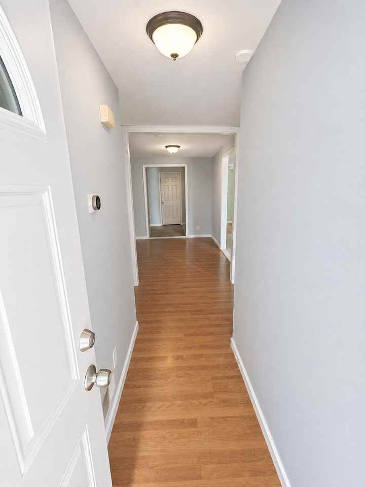 103 S 6th St #1 - Photo 2 of 7