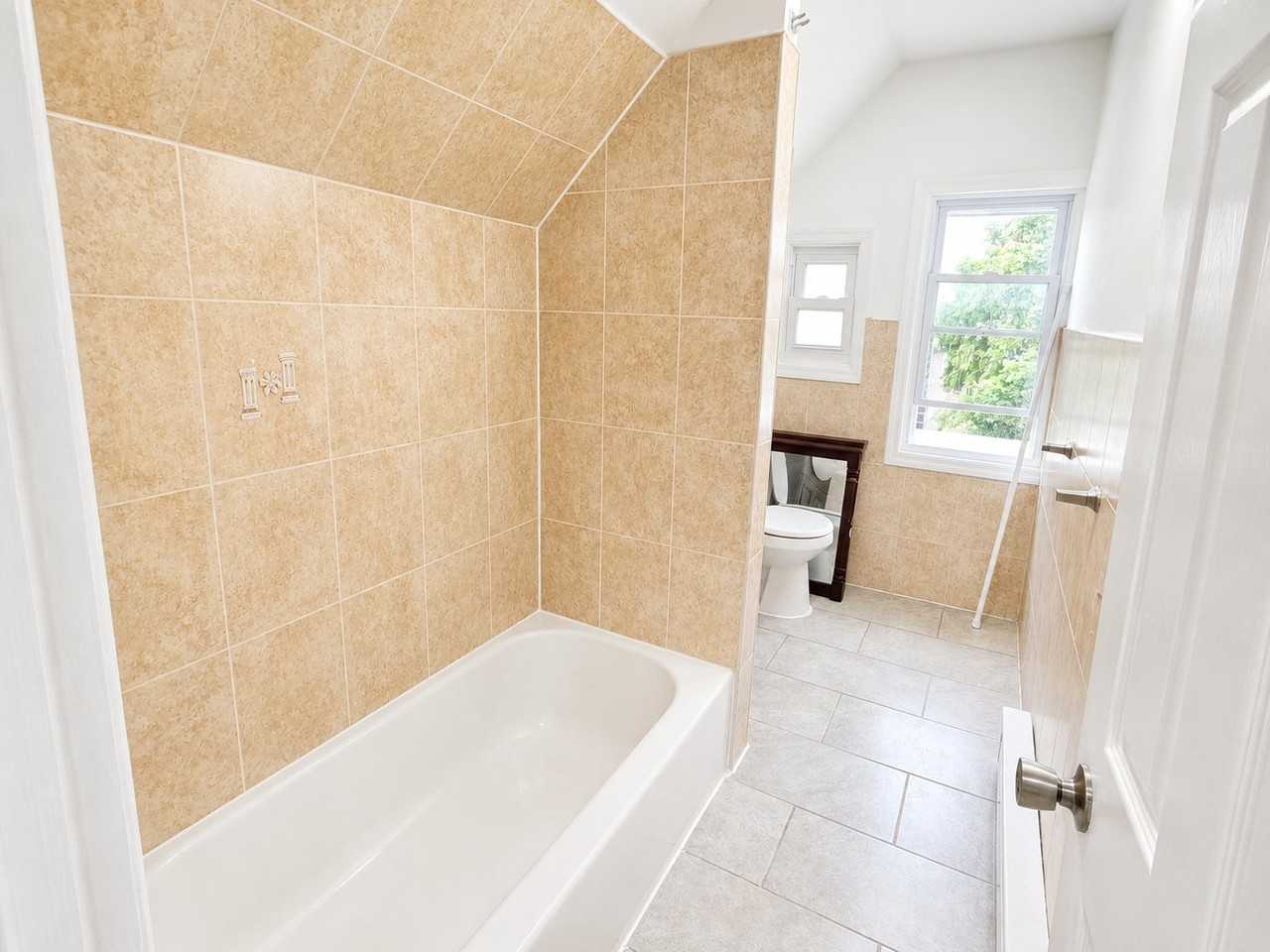 145 Fairmount Ave #3 - Photo 5 of 6