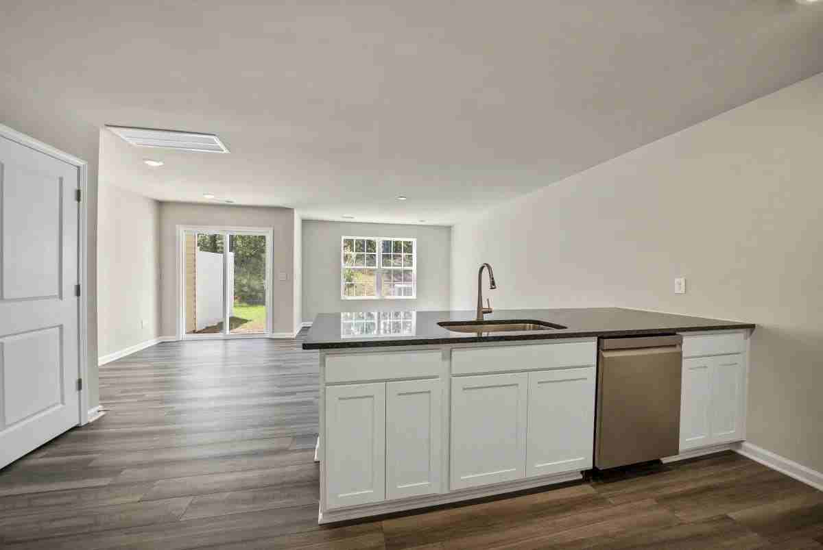 109 Rose Park Ct #C - Photo 7 of 18