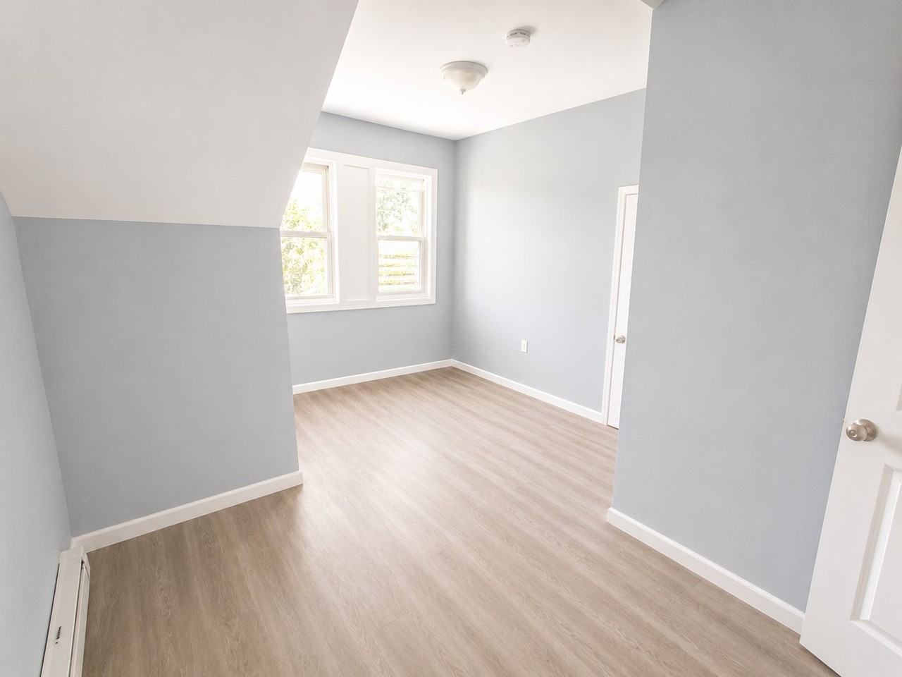 835 S 17th St #3 - Photo 3 of 6