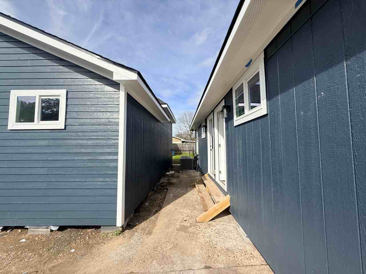 7909 Ford St #3 - Photo 4 of 13