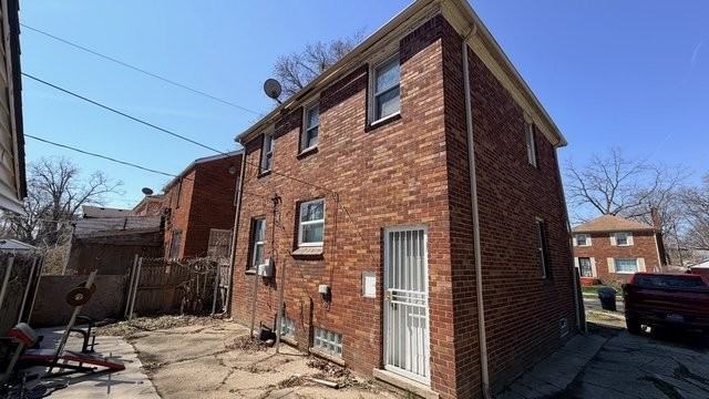 14828 Heyden St - Photo 2 of 11