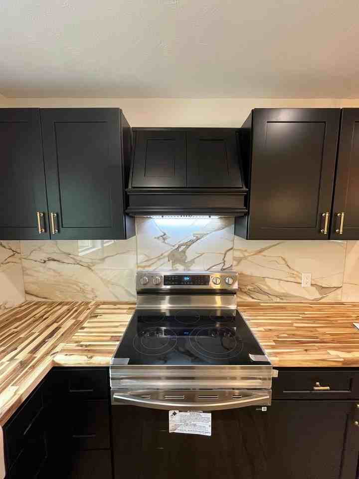 1428 S Pickwick Ave - Photo 4 of 20