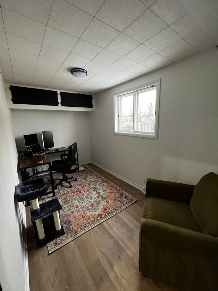 2115 Wiemann Ave - Photo 7 of 10