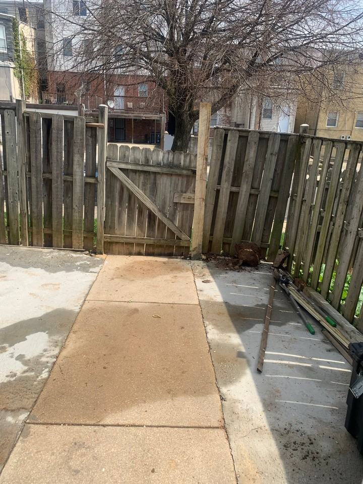 1027 N Central Ave - Photo 2 of 19