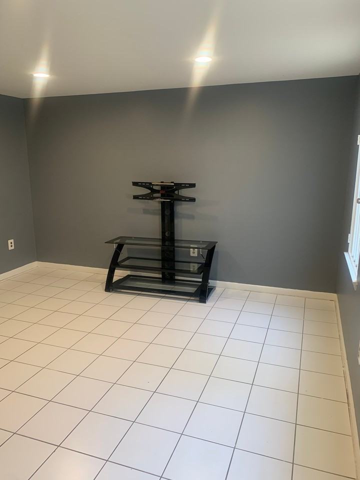 1027 N Central Ave - Photo 3 of 19