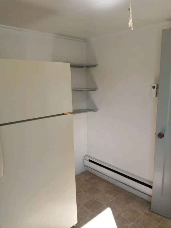 1305 E 1st St #9 - Photo 7 of 7
