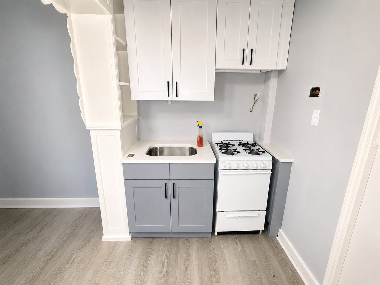 129 Scofield St #1 - Photo 4 of 4