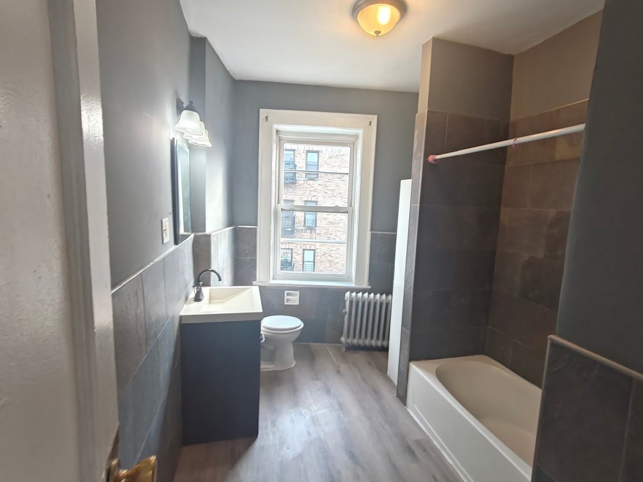 653 Summer Ave #9 - Photo 4 of 5