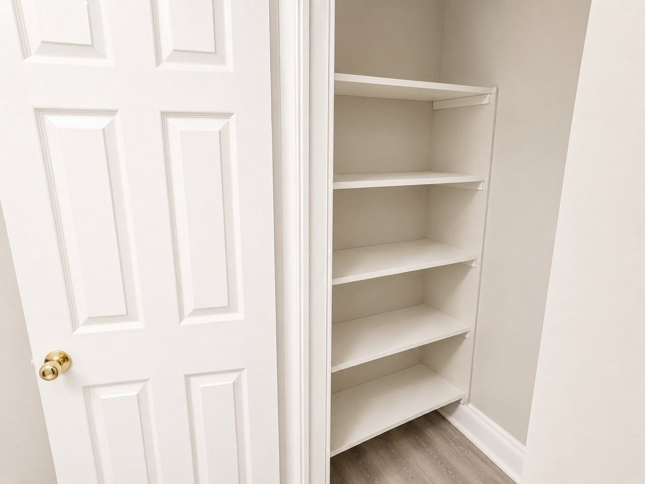 35 Hanford St #1R - Photo 4 of 7