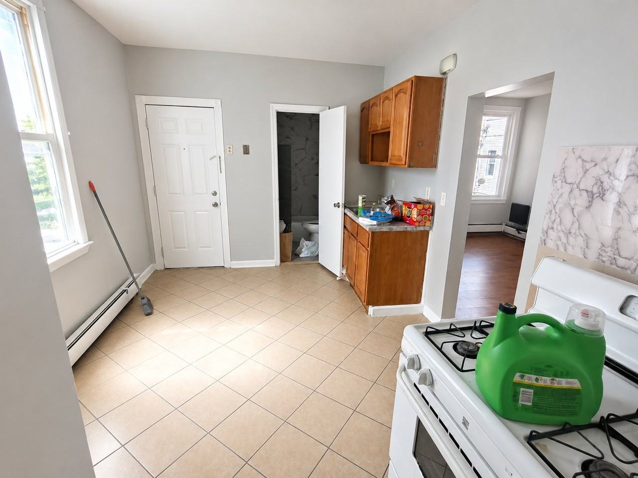 607 N 7th St #3A - Photo 4 of 5