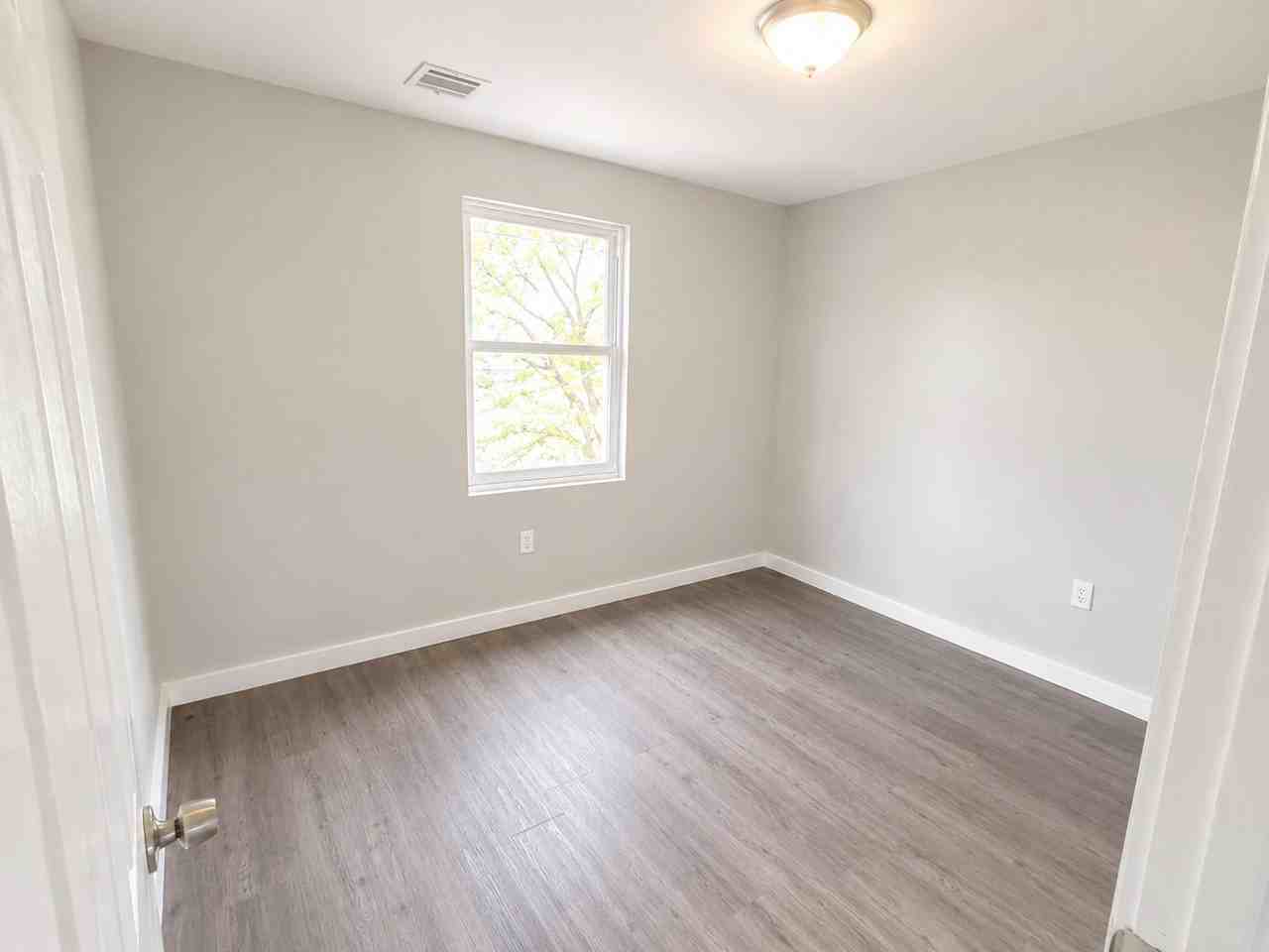 182 Brookdale Ave #3 - Photo 2 of 8