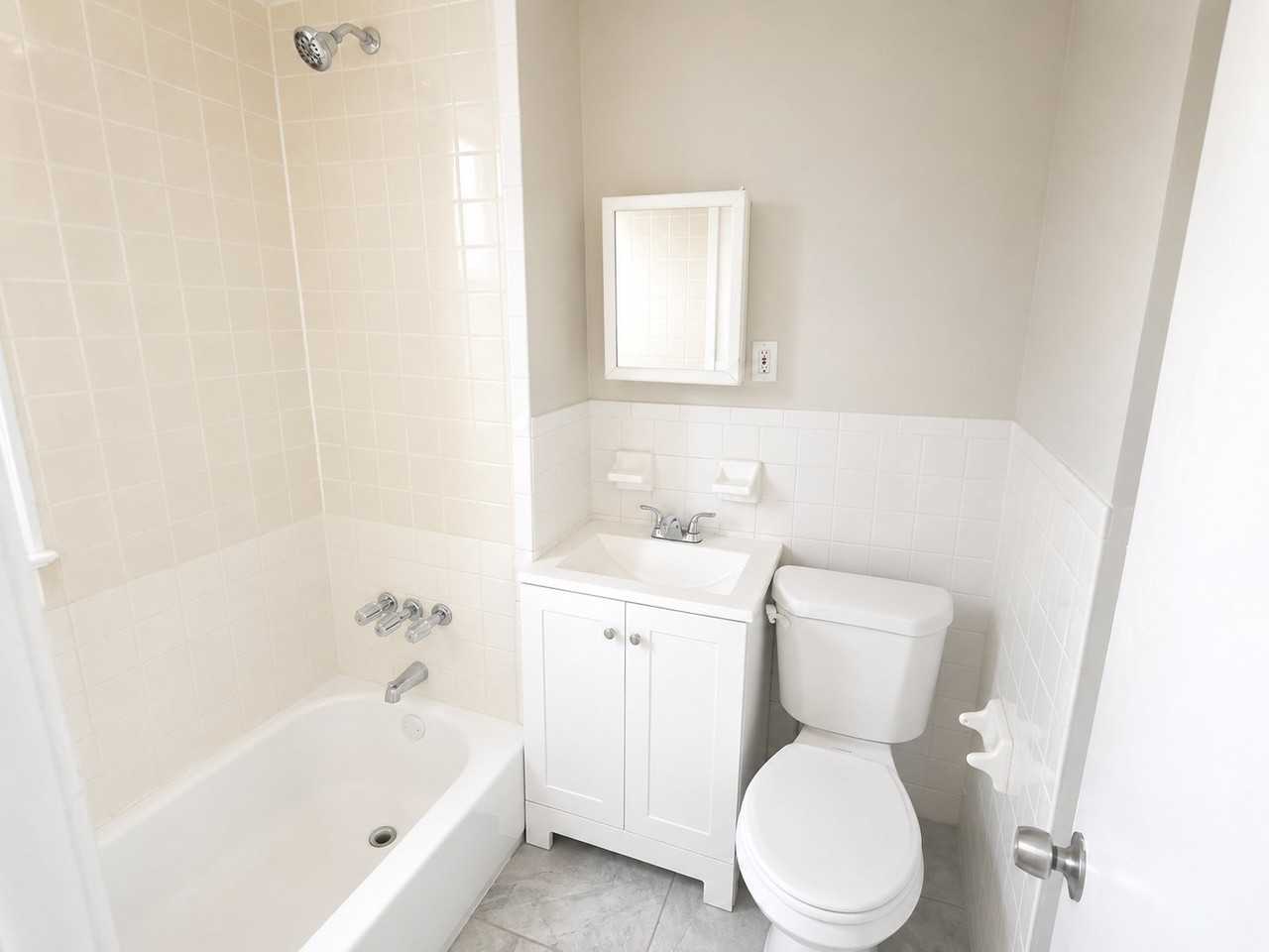 731 S 13th St #2L - Photo 7 of 7