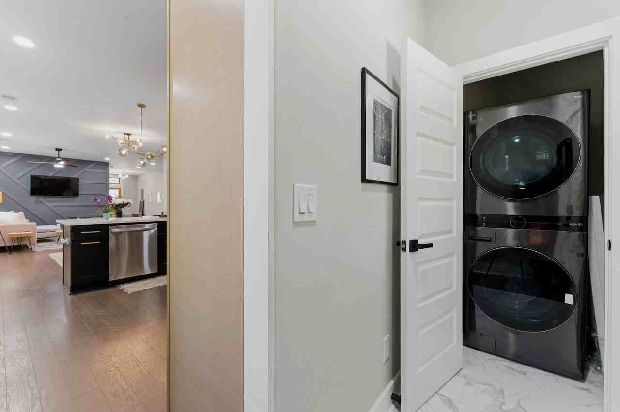 907 Beecher St Sw - Photo 6 of 20