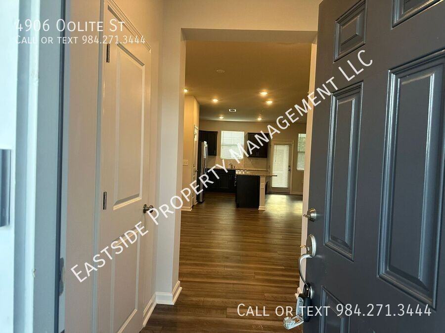 4906 Oolite St - Photo 2 of 23