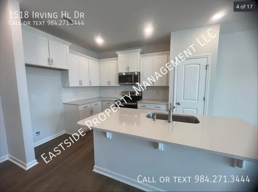 1518 Irving Hill Dr - Photo 4 of 17
