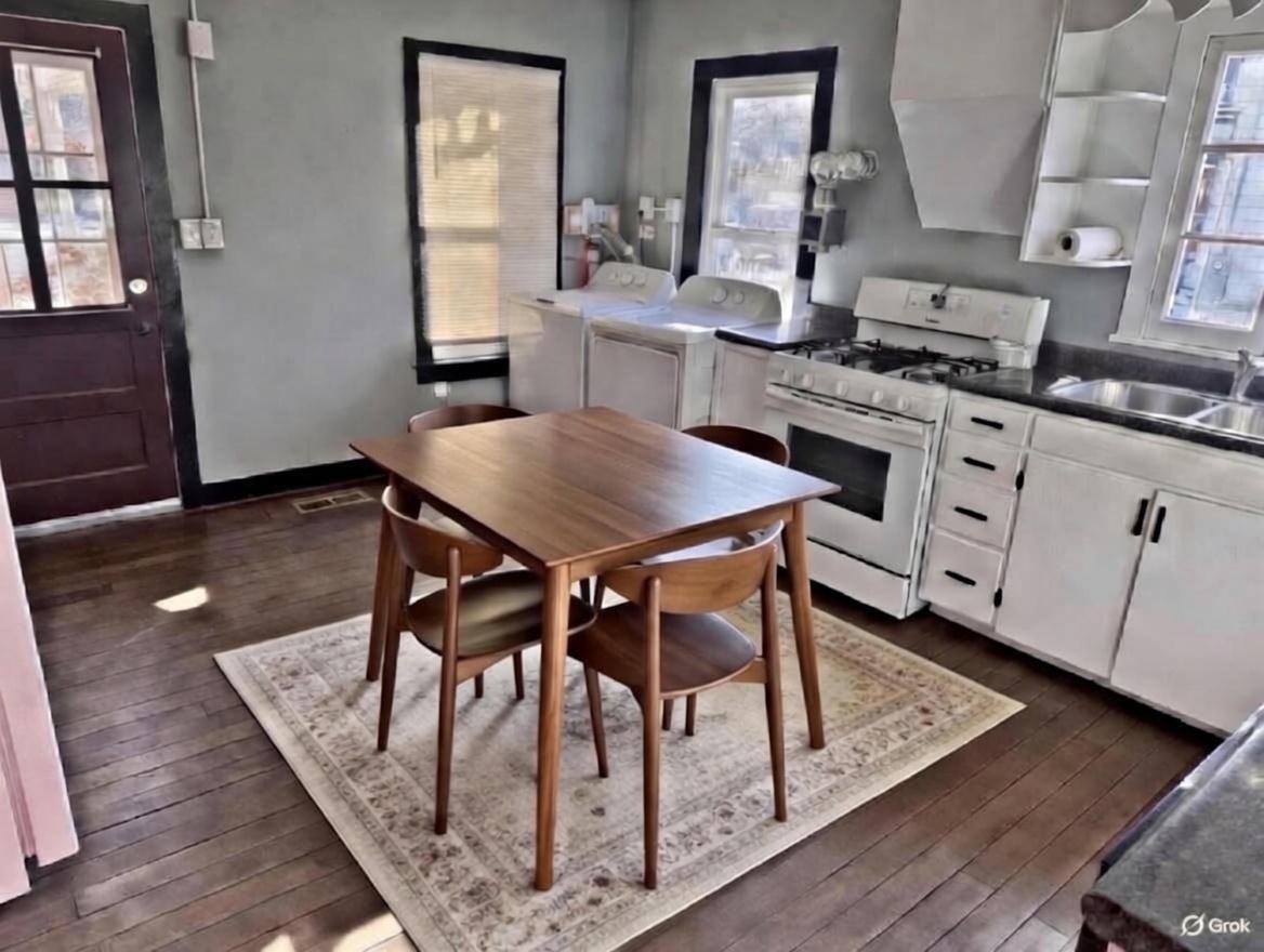 404 S Main St #3 - Photo 2 of 2