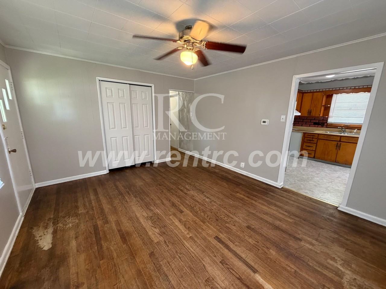 919 Martin St - Photo 6 of 15