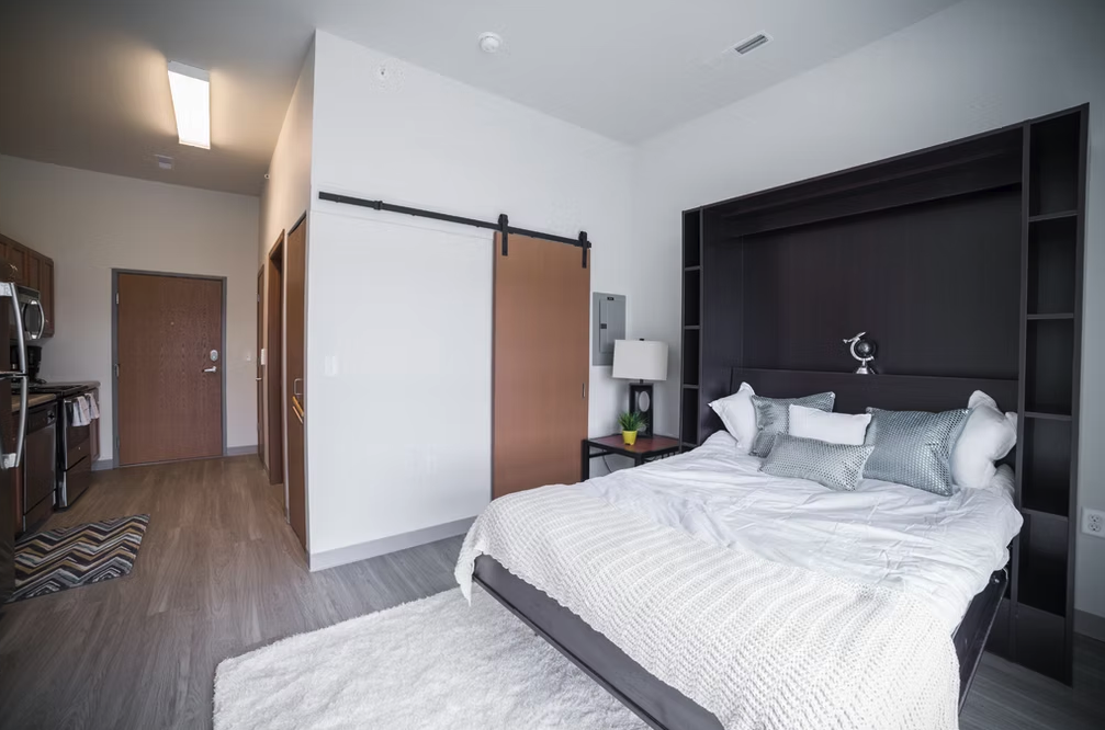 Trowbridge Lofts - Photo 5 of 18