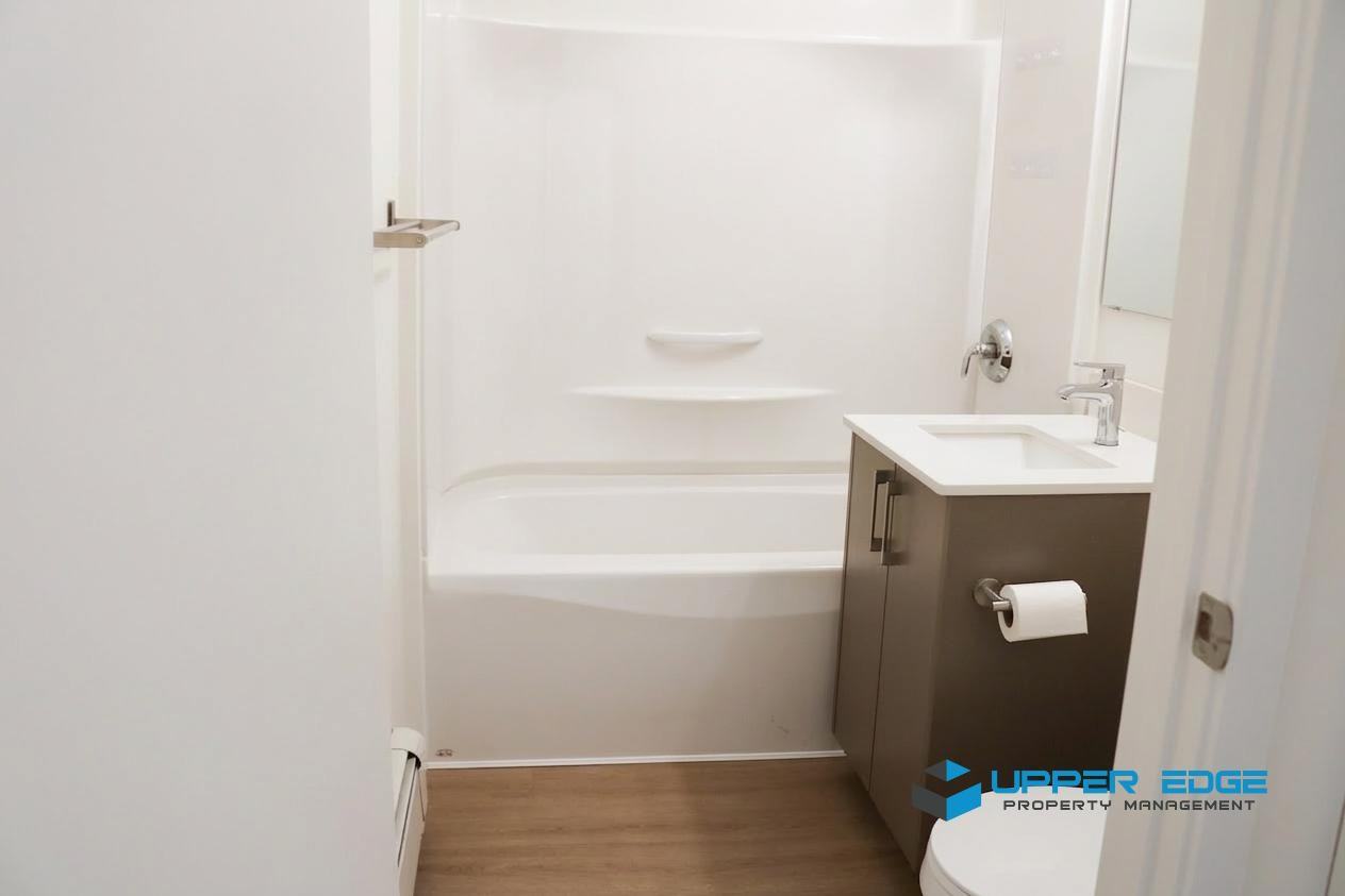 697 Corydon Avenue - Photo 3
