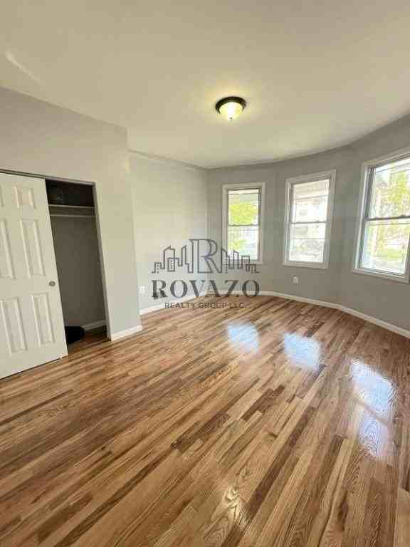 29 Baldwin Avenue #2 - Photo 7 of 8