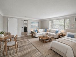 featured image of 4701 Broadview Rd