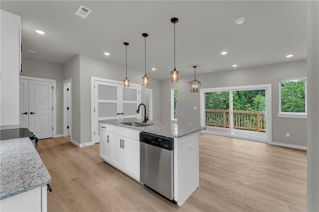 53 Shetland Dr - Photo 3 of 35
