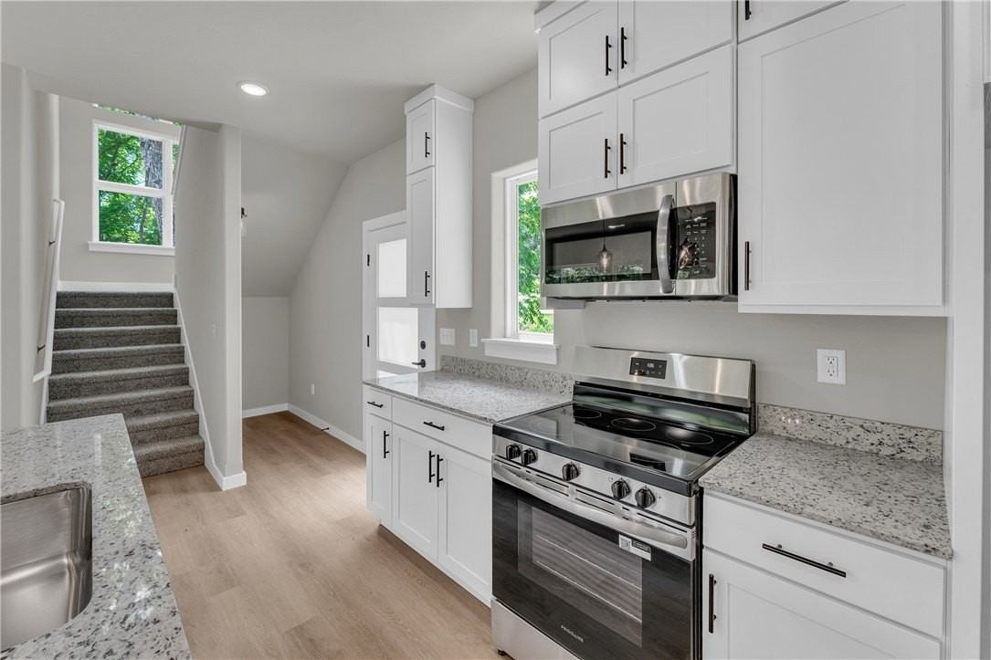 53 Shetland Dr - Photo 6 of 35