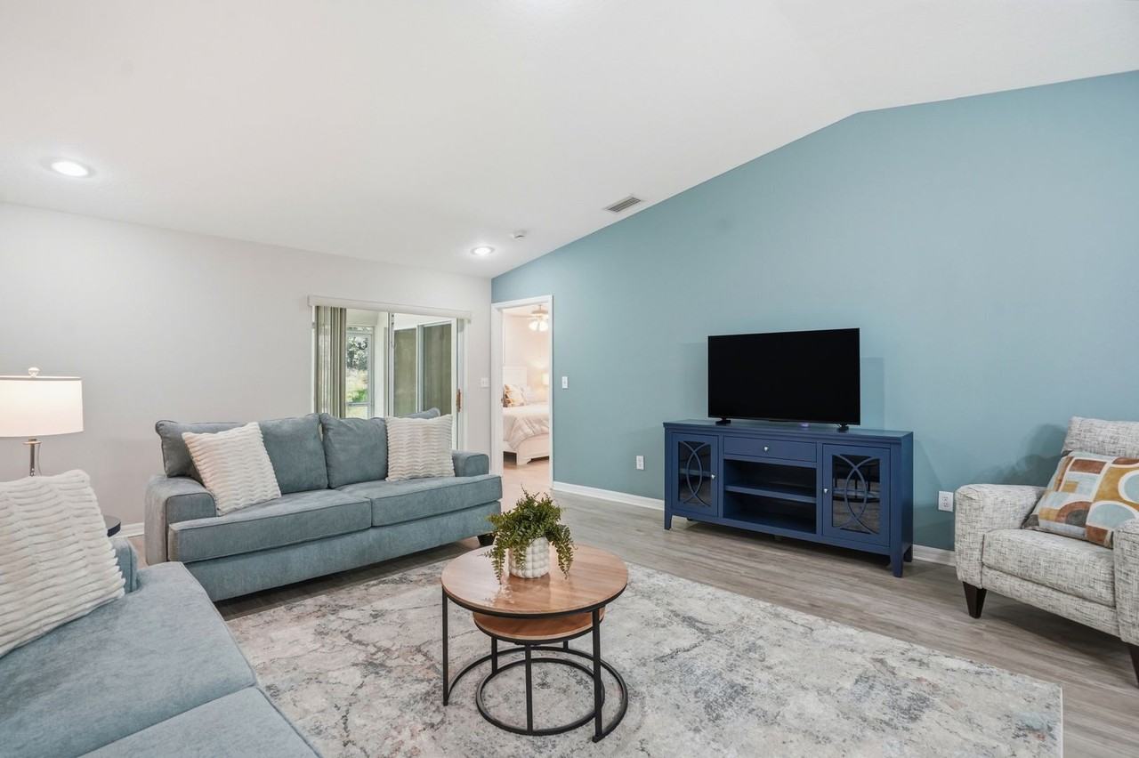 5356 W Oak Park Blvd - Photo 6 of 13