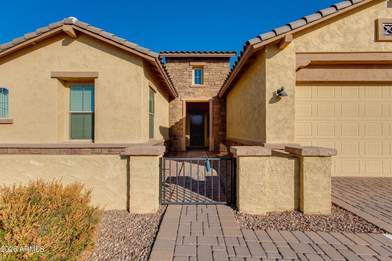 18888 E Apricot Ln - Photo 4 of 50