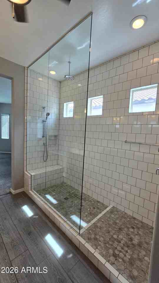 18351 W Mercer Ln - Photo 3 of 50