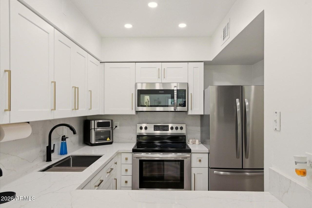 3702 E Monterosa St #6 - Photo 7 of 20