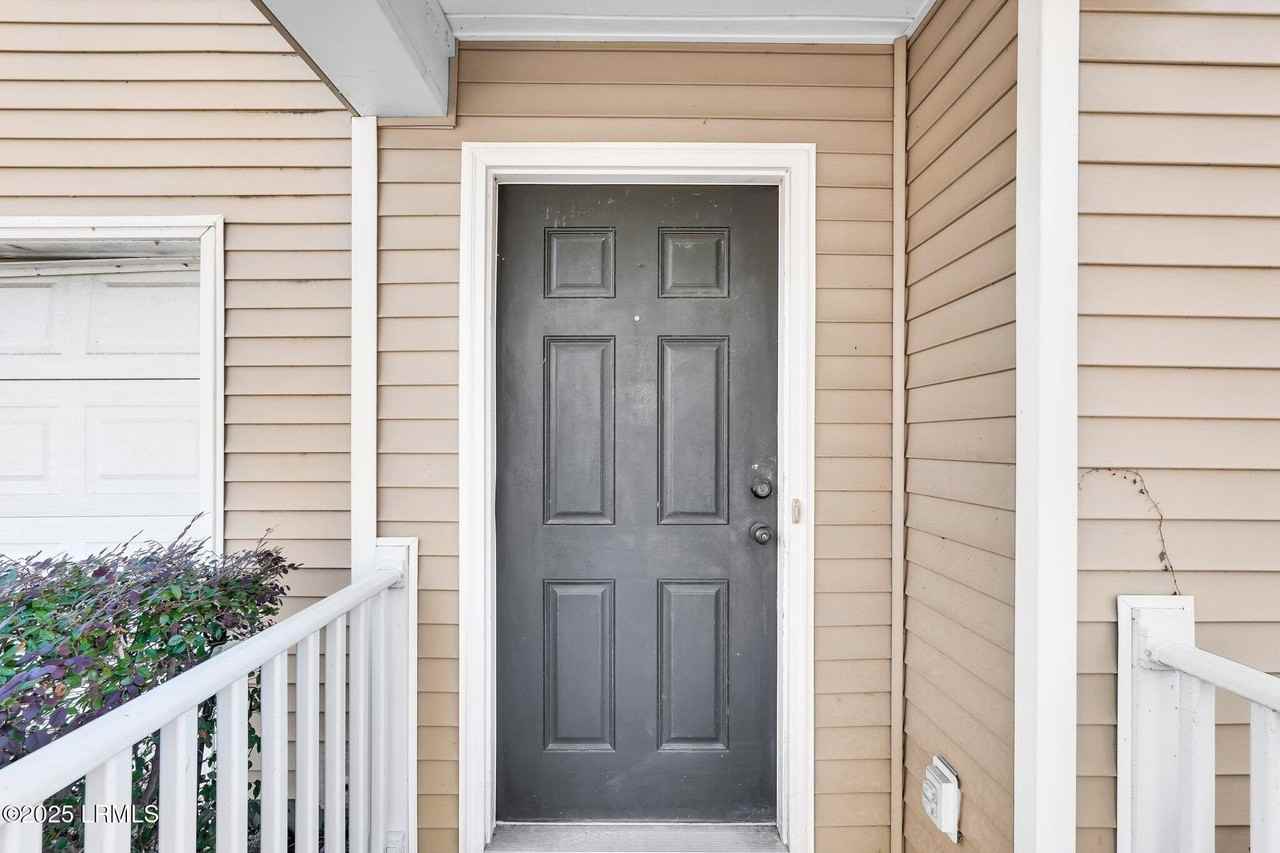 25 Pennyroyal Way - Photo 4 of 49